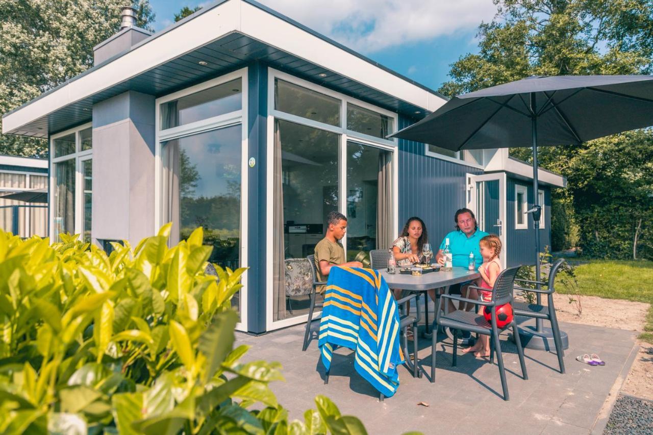 Europarcs De Biesbosch Hotell Willemsdorp Eksteriør bilde