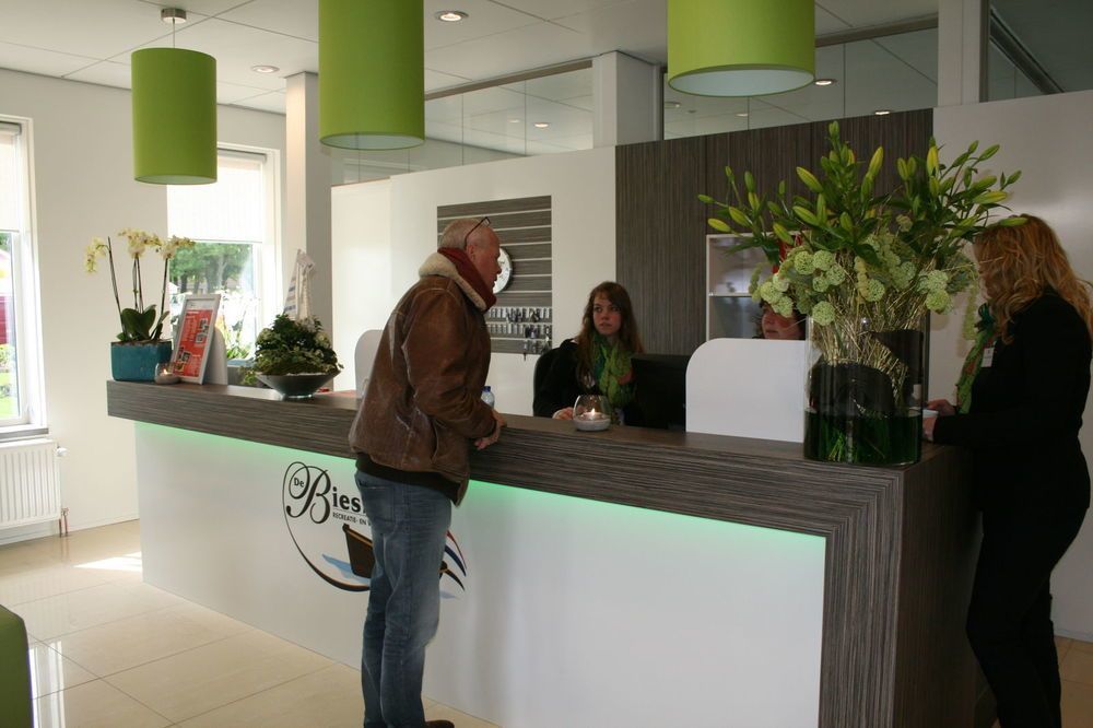 Europarcs De Biesbosch Hotell Willemsdorp Eksteriør bilde